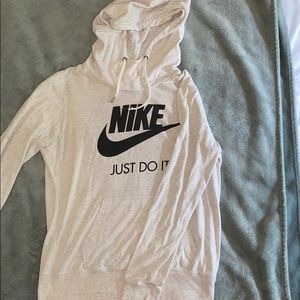 Thin Nike sweater